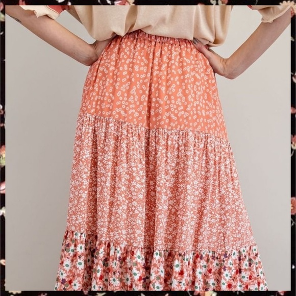EASEL Mixed Floral Print Midi or Maxi Cottagecore Tiered Prairie Skirt W/Lining - Picture 3 of 16